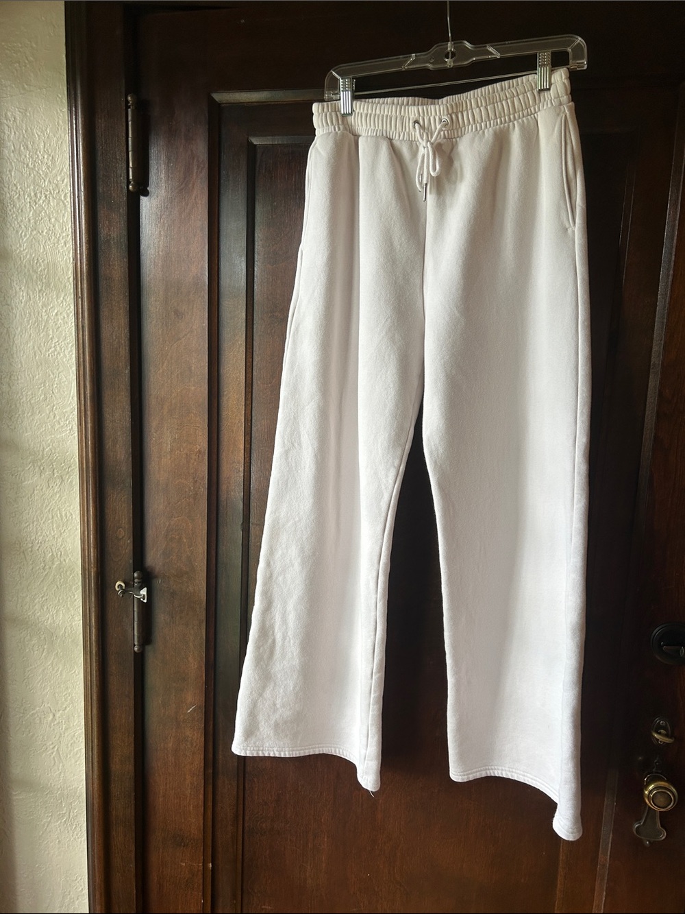 Abercrombie & Fitch Women's Cream Wide-Leg Sweatpants - Picture 4 of 8